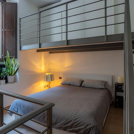 Apartmán Life Is Beautiful Design Loft Navigli Romolo, Netflix, Wifi, Ac And Street Parking Milán Exteriér fotografie